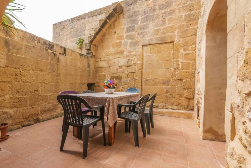 400yr In Gozo - Entire Casa vacanze Xagħra
